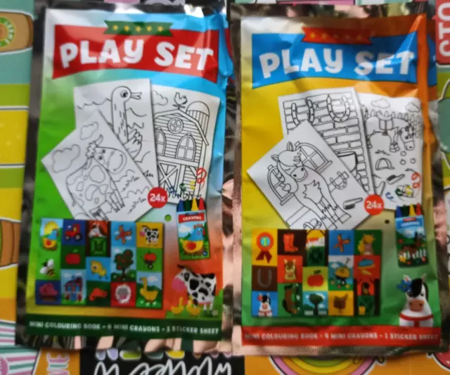 2 Mini Malbücher Set mit Sticker und Wachsmalstifte für Kinder Malen Play Set