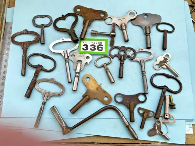 clock makers Job lot clock winder keys mixed lot of different clock keys clock makers Job lot clock winder keys mixed lot of different clock keys