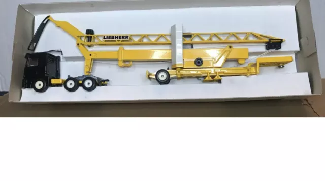 1:55 Rare Siku 3913 Liehberr Mercedes Actros +Mobile Tower Crane Trailer New