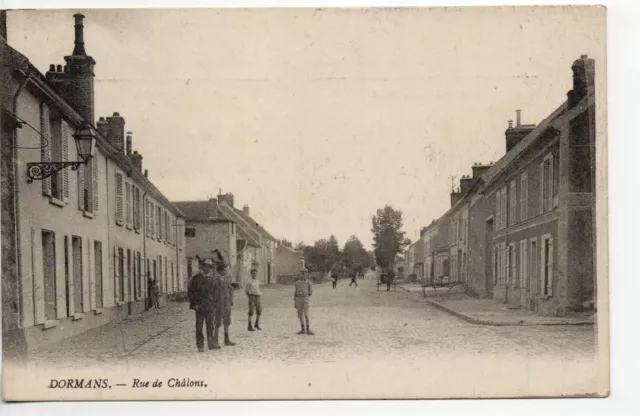 DORMANS - Marne - CPA 51 - rue de Chalons