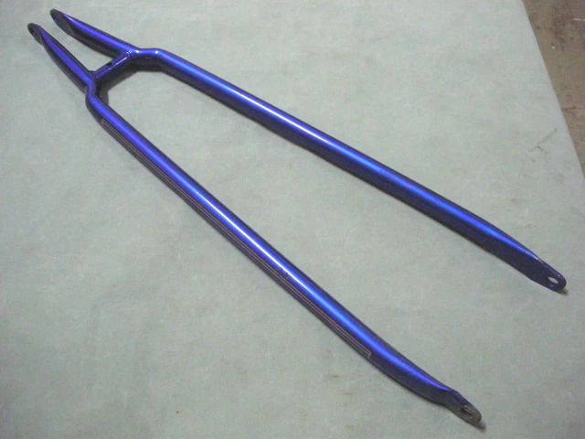 Fourche Vélo Ancien – Grande Colonne – 700c – New Old Stock – Pièce Rétro