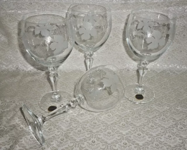 VINTAGE SET 4 GRAPEVINE PATTERN BOHEMIA CRYSTAL WINE GLASSES - 1950s - vgc