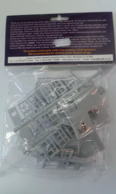 Oo Building Plastic Kit (House) Country Inn Dapol Kitmaster C025 3