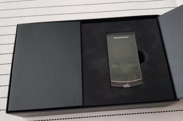 SONY ERICSSON W980 mobile vintage rare phone WORKING