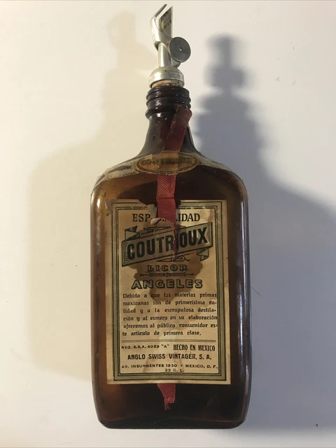 Original  Coutroux Licor Angeles Pint Bottle With Vintage Cork Top Pourer
