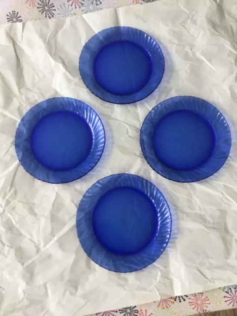 Lot Of 4 Vintage Arcoroc France Cobalt Blue Ribbed/Scalloped 7.5" Salad Plates