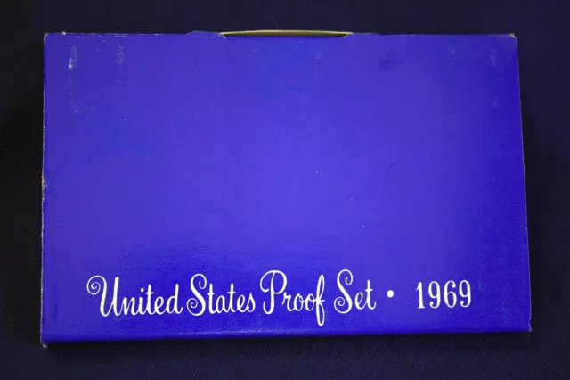 1969-s U.S.Proof set. Genuine. complete and original as issued by US Mint.