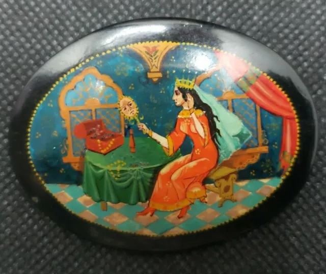 Vtg Russian Hand Painted Black Lacquer Artist Signed Oval Brooch Folk Tale