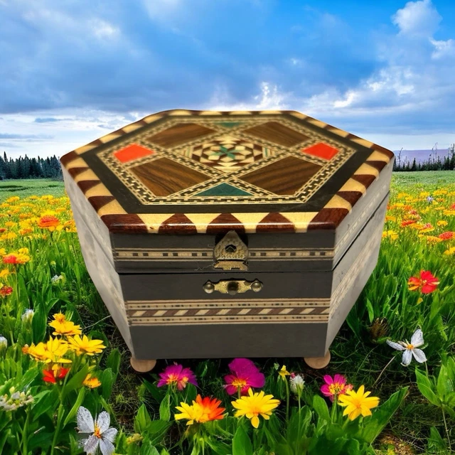 Recuerdo de Granada Miguel Laguna Inlaid Wood Mosaic Jewelry