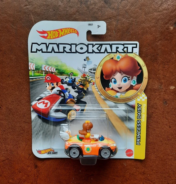 HOT WHEELS MARIO Kart Collectible Diecast Character Princess Daisy New