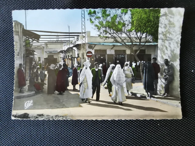 CPA OUJDA - Dans la Médina - Une Rue
