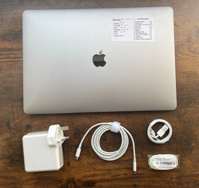 Apple MacBook Pro 2017 15"- Core i7 - 16GB RAM - 256 GB SSD - A1707 -Gifts- F23C