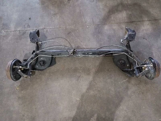 555012648R Asse Posteriore / 2365411 Per Dacia Sandero Comfort