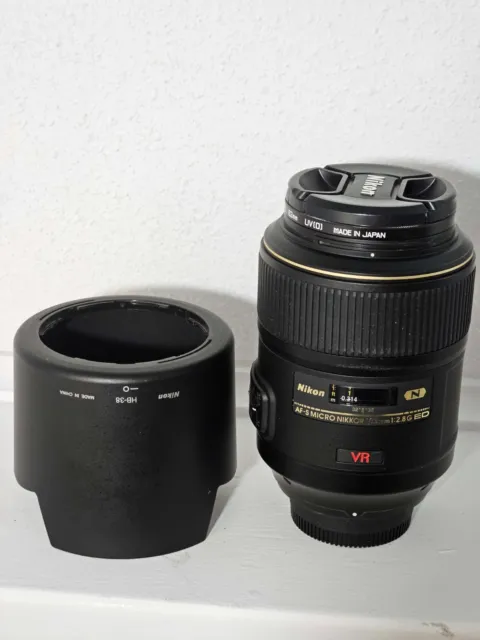 Nikon Micro NIKKOR 105mm f/2.8G AF-S VR IF-ED Lens w/ Hood & Hoya UV Filter