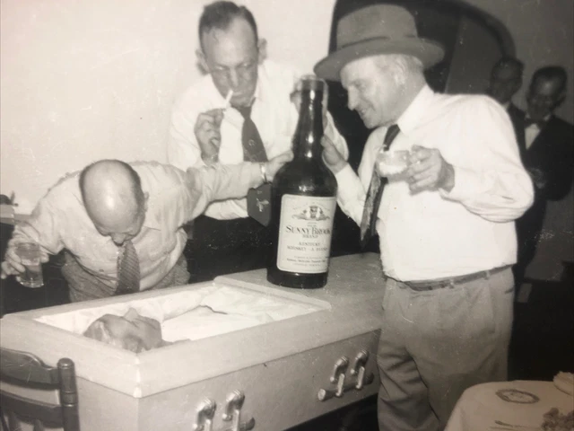 30's/40's Weird Bizarre Post Mortem Photo- Men Drinking Mocking Dead Woman.