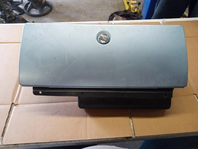 1973 1987 CHEVROLET GMC TRUCK SUBURBAN BLAZER GLOVE BOX DOOR W/ GOOD HINGE oem