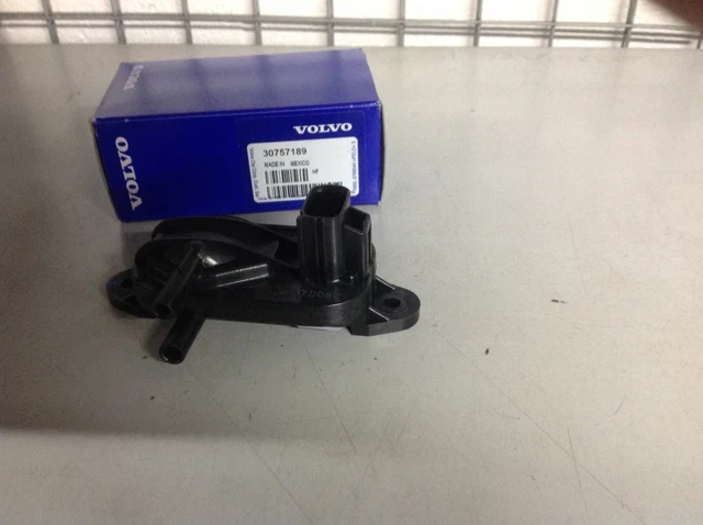 Genuine Volvo Diesel Particulate Pressure Sensor (DPF) 30757189