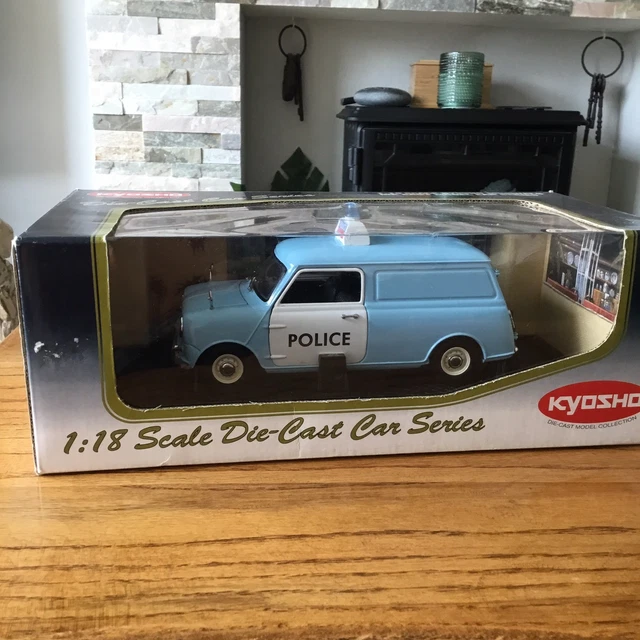 KYOSHO MINI POLICE Van - Light Blue 1:18 scale Diecast Car