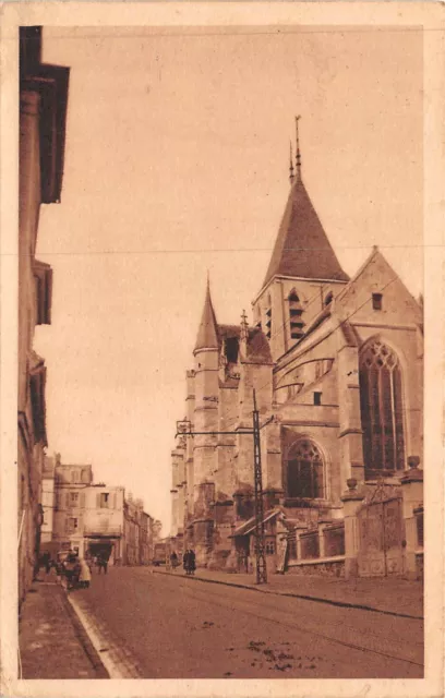 CPA-Villiers-le-Bel l'église rue Gambetta (127939)