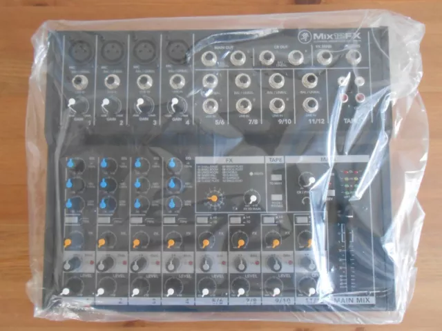 Mackie Mix12FX / 12 Kanal Kompakt-Mixer - neu!