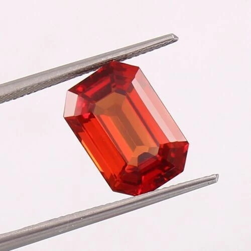 Saphir orange naturel Padparadscha 7,85 ct. Coussin de Ceylan taillé