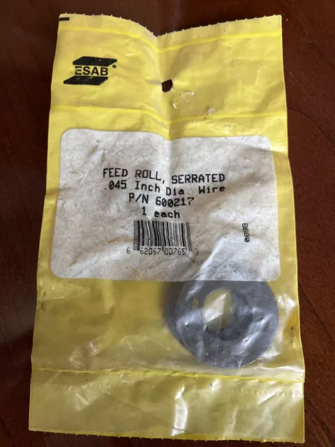 Esab 600217 Serrated Feed Roll * New In Factory Bag *