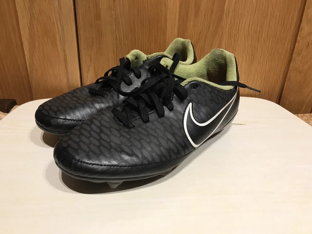 NIKE BOYS MAGISTA Football Boots SG Black Size Uk