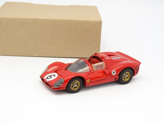 6# Ferrari 330 P4 Rouge 1/18 Jouef Evolution