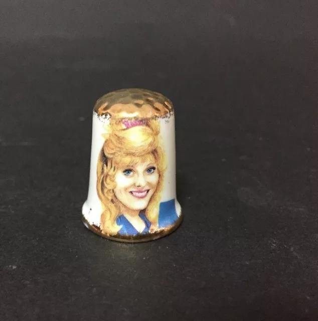 SARAH LANCASHIRE - RAQUEL WATTS - CORONATION ST - Vintage Bronte China Thimble