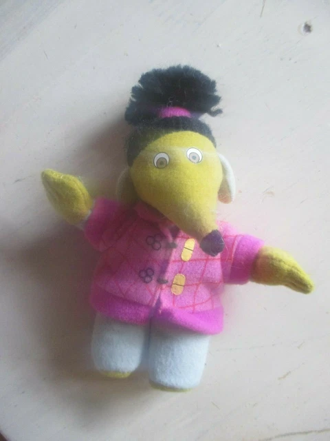 Shansi   Womble McDonalds Happy   Meal  Collectable Soft Toy Plush 1999