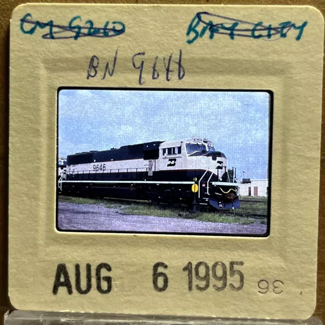 Original Railroad Slide BN SD70MAC 9646 at Unk. Location 1995 Only 1 Mo. Old!
