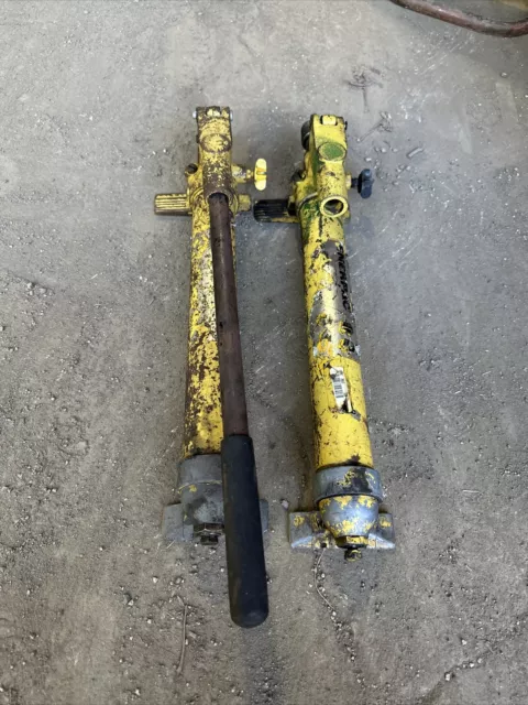 Lot Of 2 Enerpac P39 Single Speed Hydraulic Hand Pump 700 Bar/ 10,000 Psi