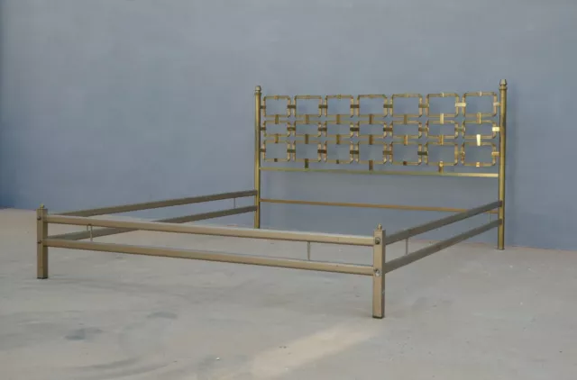Letto matrimoniale in metallo dorato stile Luciano Frigerio, anni '70!