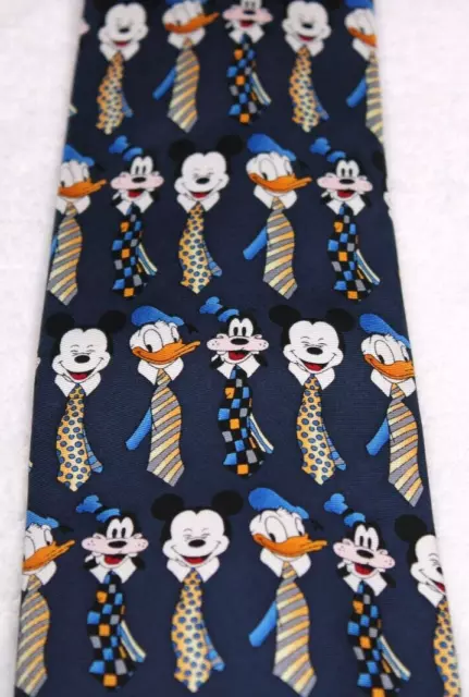 Walt Disney World, mens 100% silk tie, Donald Duck Mickey Mouse Goofy