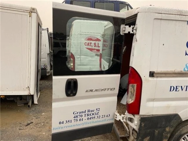 Porte Arrière Droit Pour Fiat Ducato 2 Phase 1 - Réf. 1335817080 - Occasion Bon état - Garantie 12 Mois