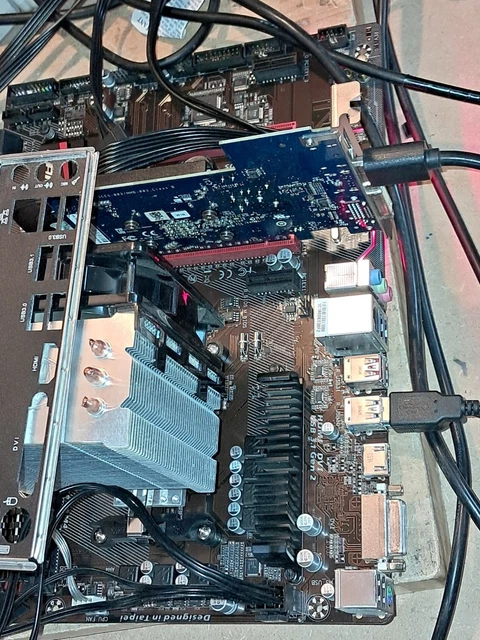 RC BATTLE TANK 1/16 TRANSMITTER 2.4GHｚ Motherboard & CPU Combos, Computer Components & Parts