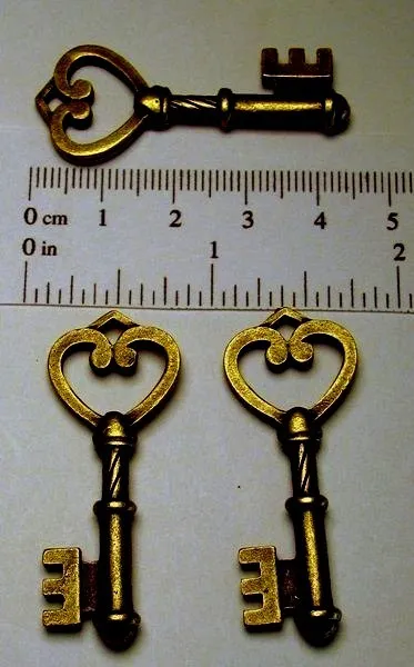 12 Large Antique Brass Heart KEY CHARMS 1.75" Long ~ StEAmpUnk Idea ! !
