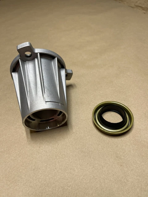 9031138090 - Transfer Case Extension Housing Seal. Driveline