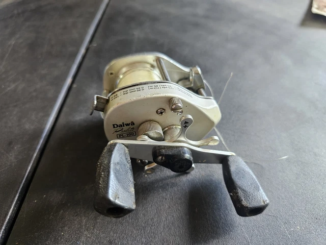 DAIWA Prolite PL1000箱付き DAIWA Prolite PL1000箱付き 【公式通販】