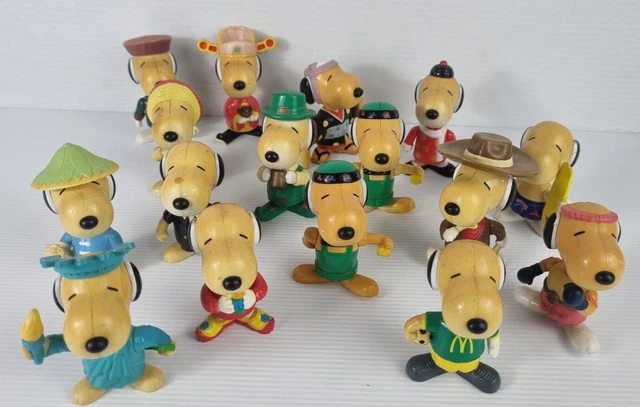 MCDONALDS HAPPY MEAL Toys Snoopy World Figures x16 1999