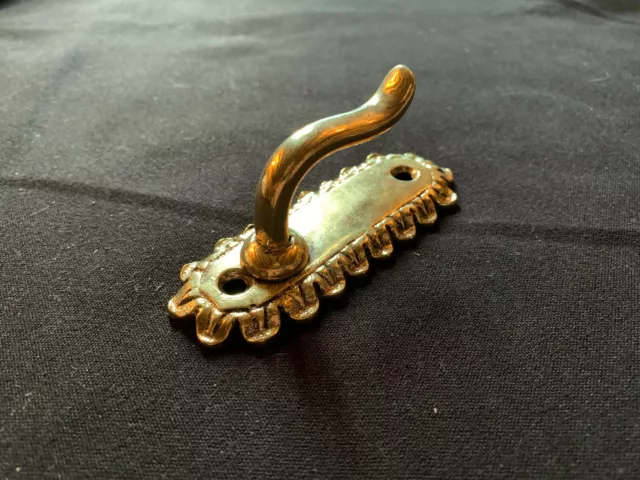 One Reclaimed Antique Brass Victorian Wall Hook Furniture Furnishing (PH187)
