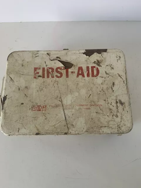 VINTAGE FIRST AID Pac Kit Safety Equipment Metal Box NO Contents $12.99 ...