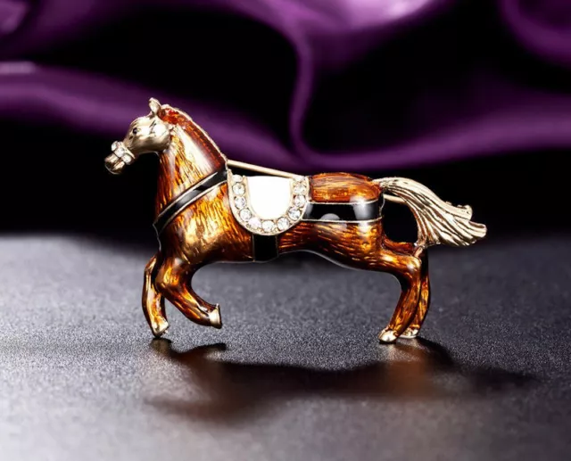 Horse & Western Jewellery Jewelry Ladies Gold Horse Brooch With Saddle