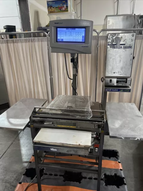 Mettler Toledo 662 Step-Saver Shrinkwrap Station Complete with Scale and Labeler