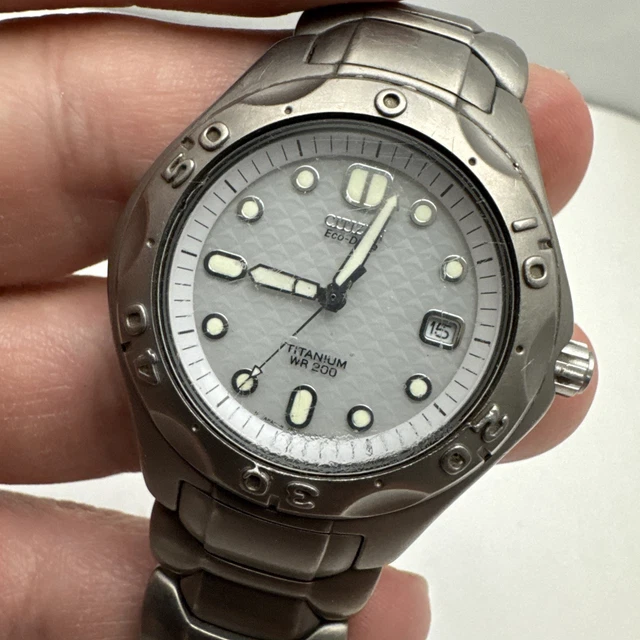 RELOJ CITIZEN ECO-DRIVE WR 200 Titanio 7871-H19365 EUR