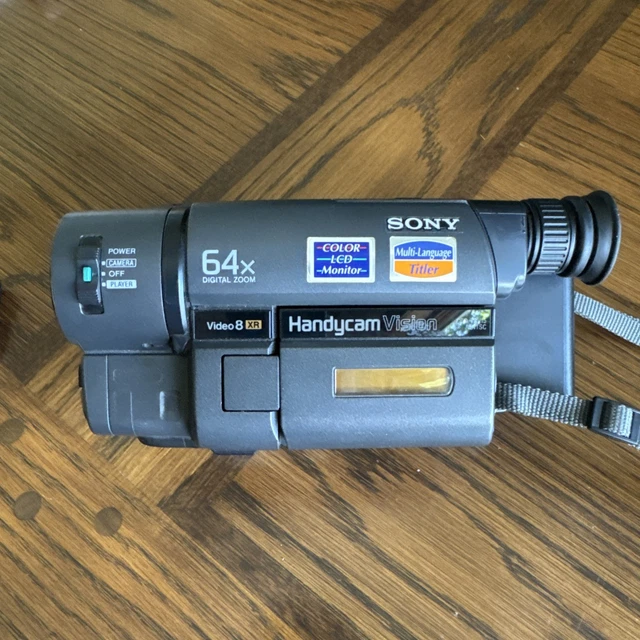 SONY CCD-TRV15 VIDEO8 XR Camcorder Handycam Hi8 Camcorder
