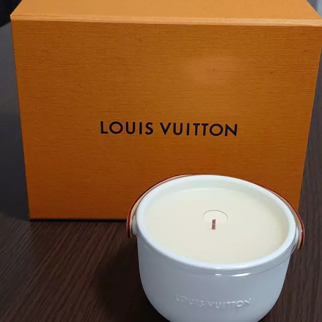 LOUIS VUITTON Aromatic Candle White L'Air du Jardin Medium UNUSED with Box