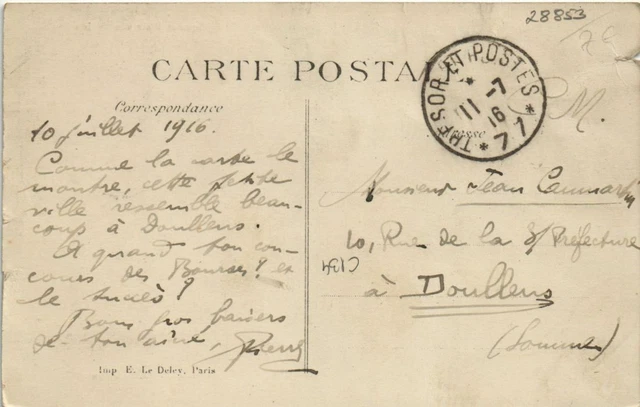 CPA BRETEUIL-Rue de la Republique et Place aux Herbes (28853) 2