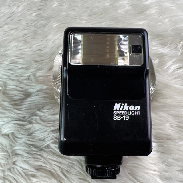 Nikon SB-19 Electronic Flash Nice
