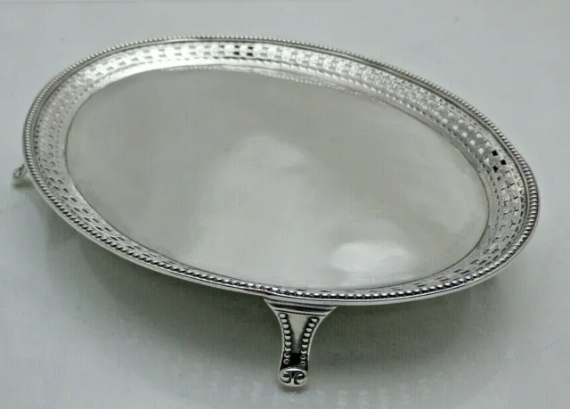 Supporto per teiera ovale argento massiccio georgiano 1784 antico su 4 piedi (1762/K/ONN)